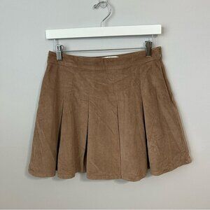 NWT Hollister Tan Pleated Corduroy High Rise Skater Skirt Women’s Size Medium
